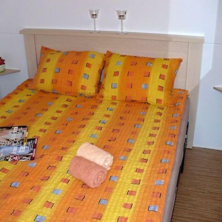 Victoria Mobilehome Camping Village Poljana Mali Lošinj Kültér fotó